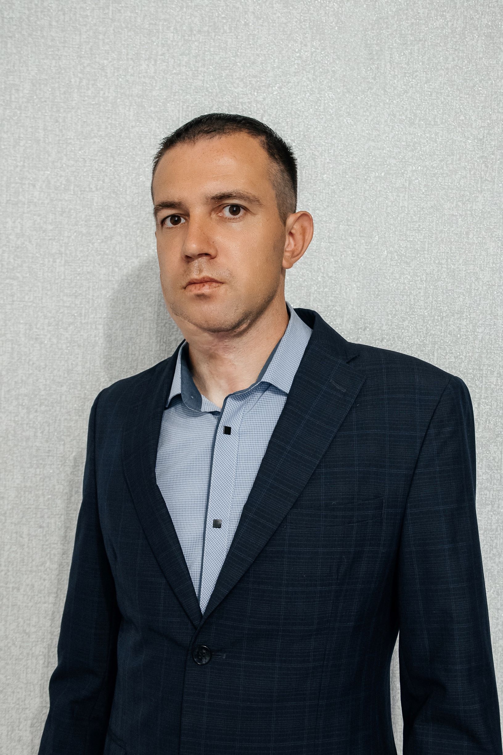 Суворов Дмитрий Анатольевич.