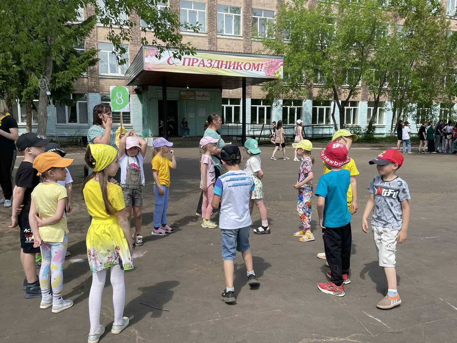 Фотографии школы.
